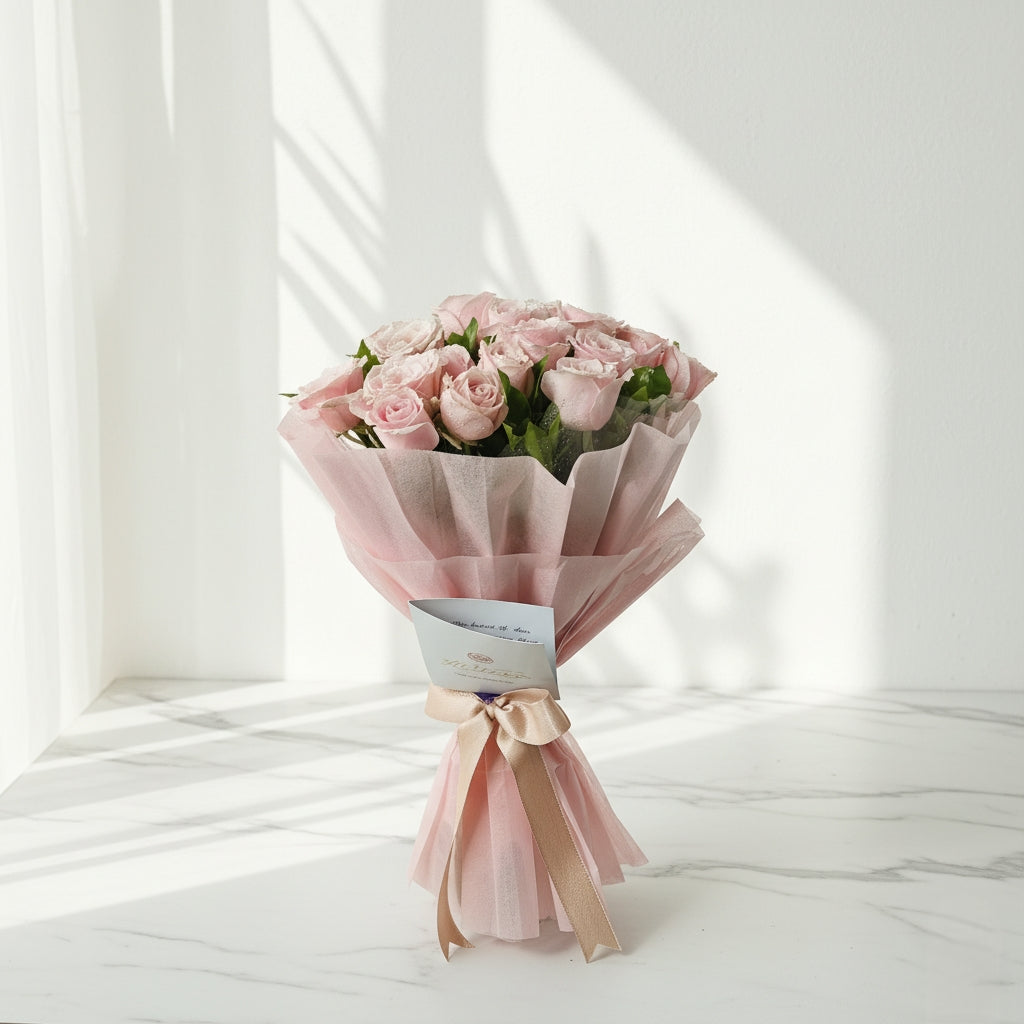 Charming Pink Rose Hand Bunch atfleurs