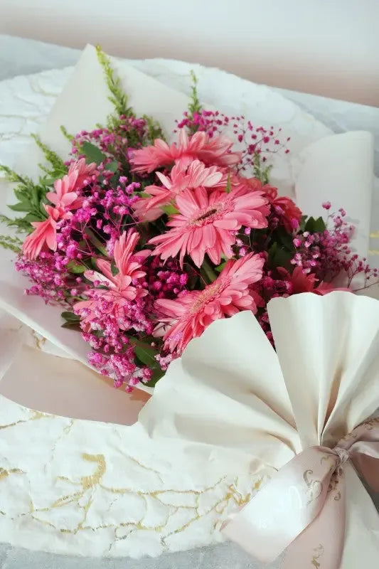 Pink Gerbera Daisy Flower Bouquet - atfleurs