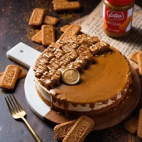 Eggless Lotus Biscoff Cheesecake With Caramel Crunch Delight - atfleurs