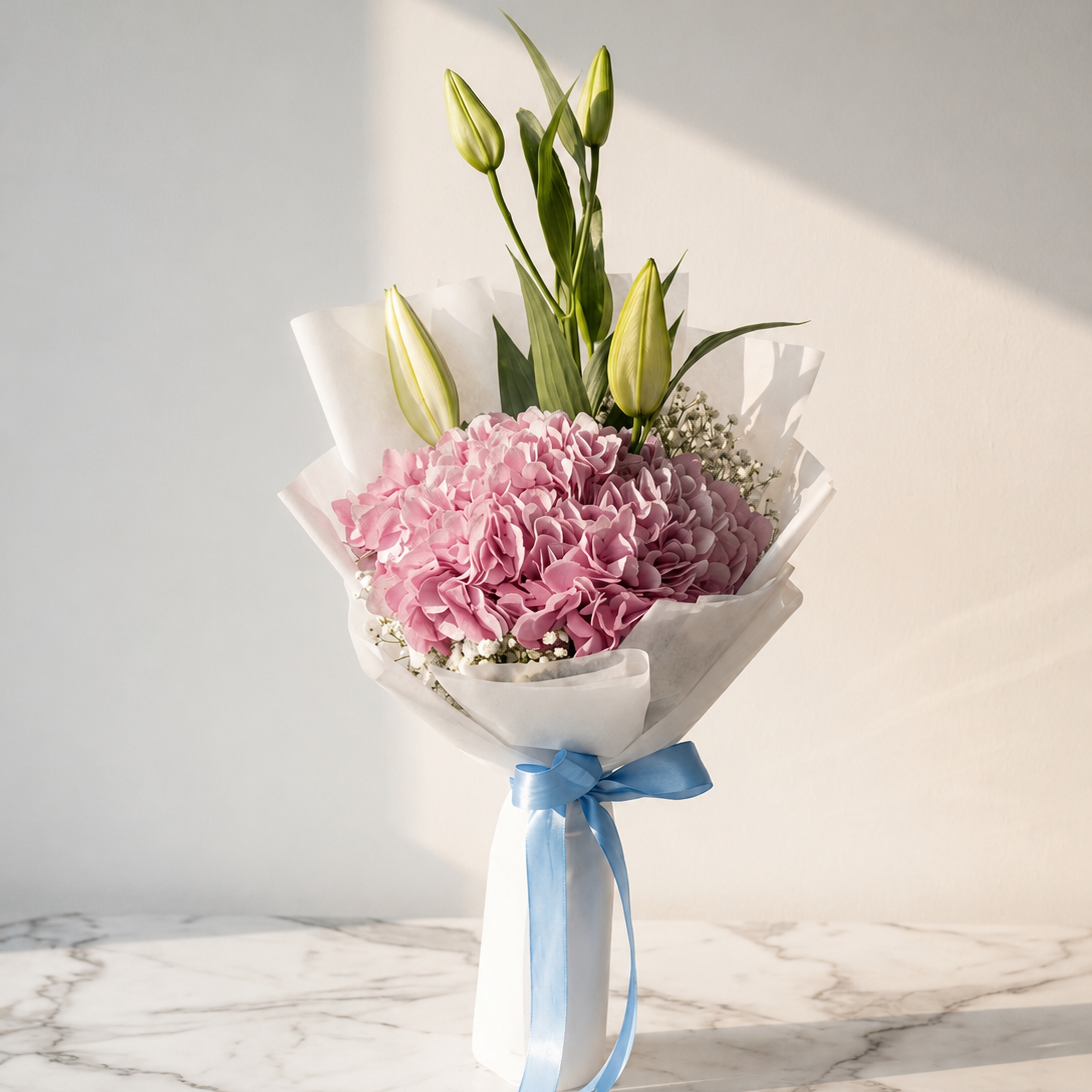Hydrangea Lilies Bouquet with Baby’s Breath