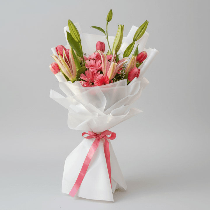 flower bouquet by Atfleurs | floral arrangement | hand bouquet