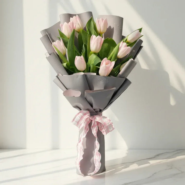 Pink Tulip Hand Bouquet - atfleurs