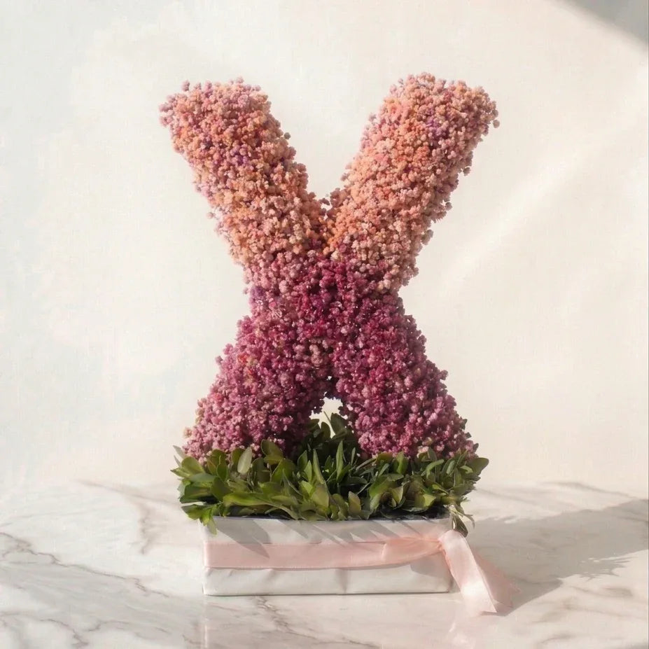 flower bouquet by Atfleurs | floral arrangement | Fancy Bouquet | letter Bouquet