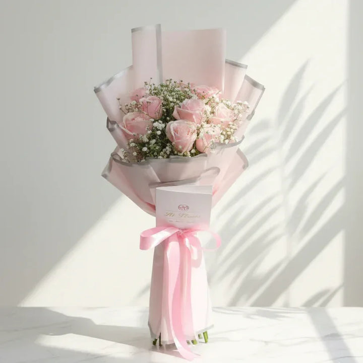 Classic Roses Hand Bouquet - atfleurs