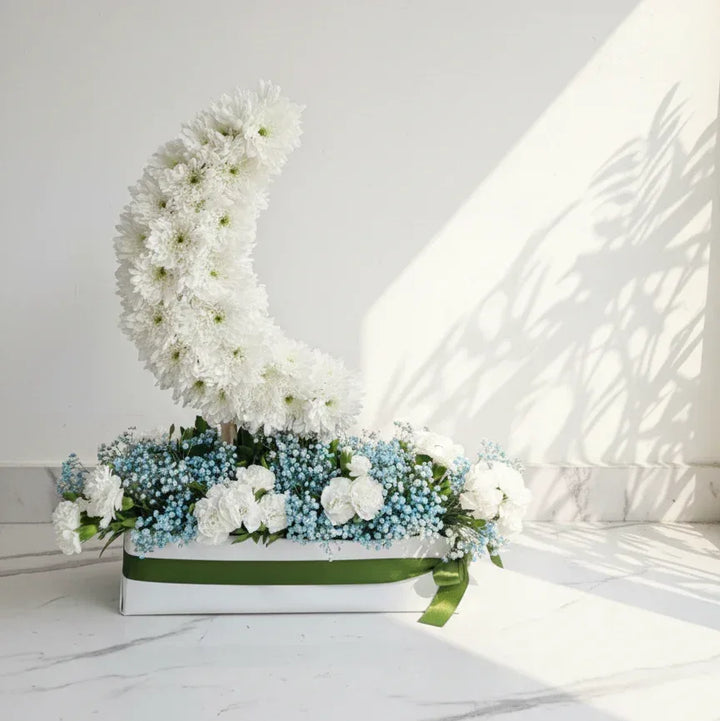 The Beautiful Crescent Chand: Moon-Shaped Flower Bouquet for Eid - atfleurs