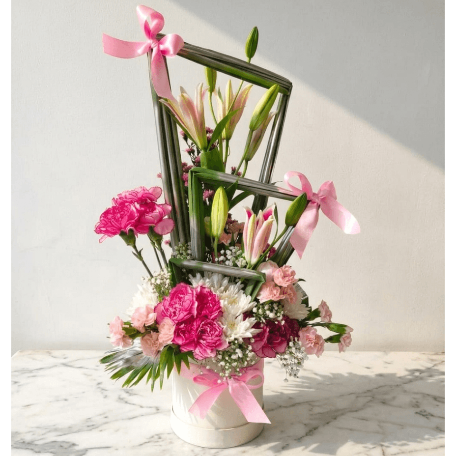 flower bouquet by Atfleurs | floral arrangement 