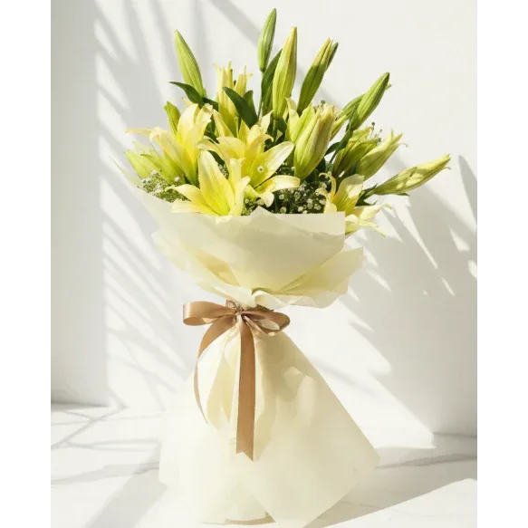 Oriental Lilies Bouquet with Baby’s Breath - atfleurs