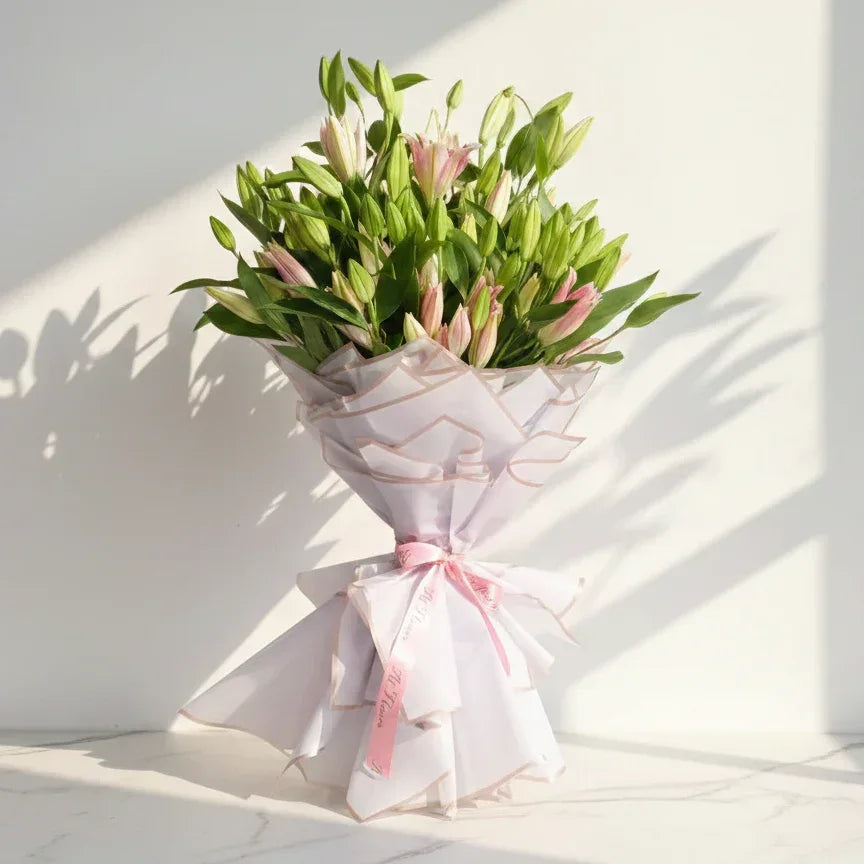 100 Pink Lilies Bouquet with Green Foliage - atfleurs