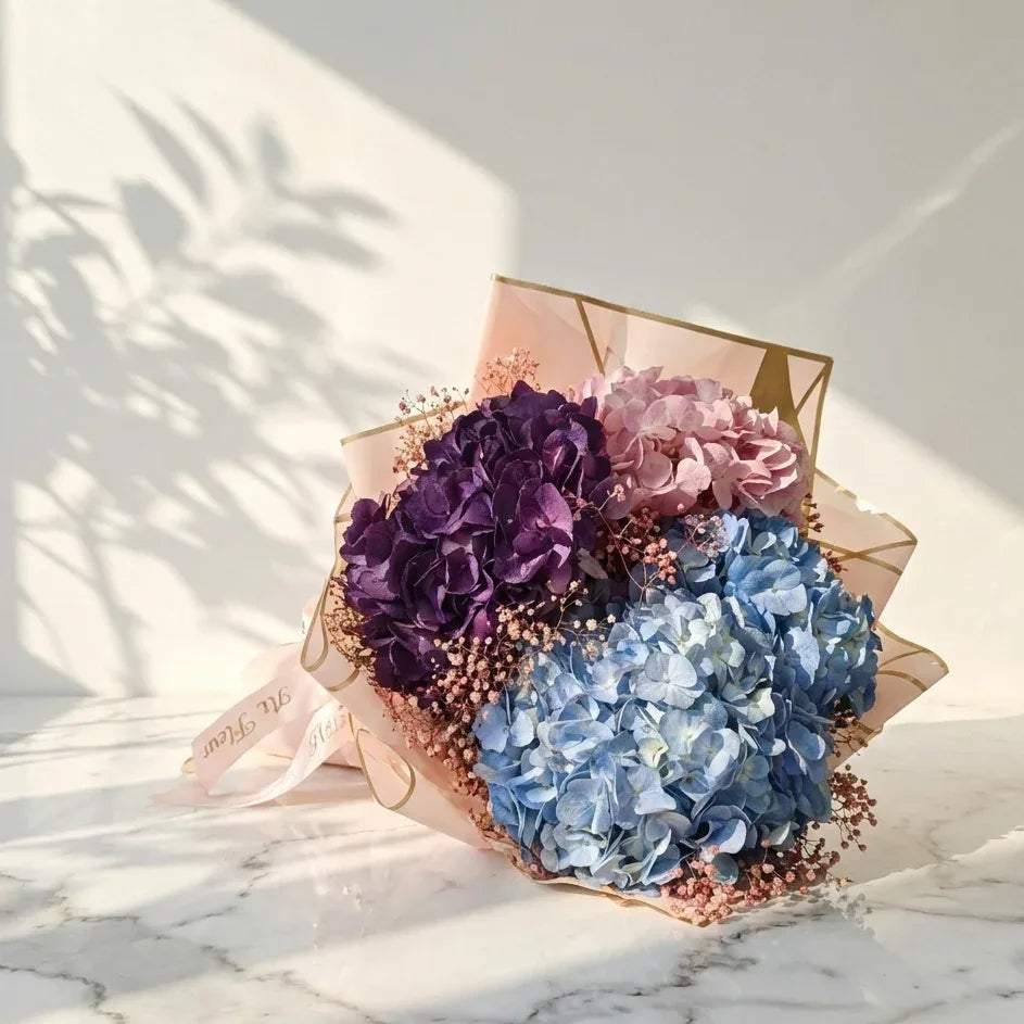 Hydrangea Hand Bouquet - atfleurs