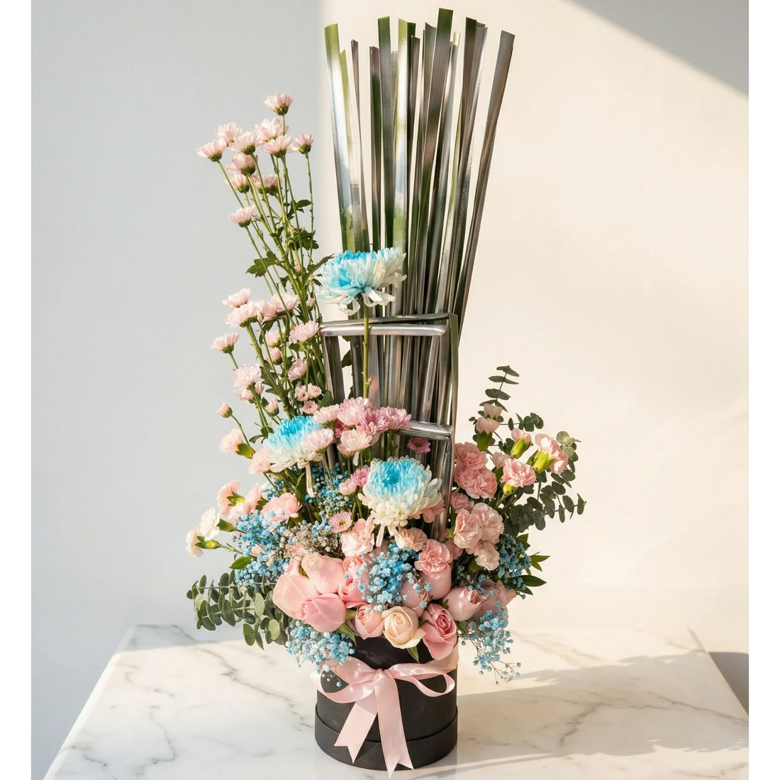flower bouquet by Atfleurs | floral arrangement | Fancy Bouquet | 