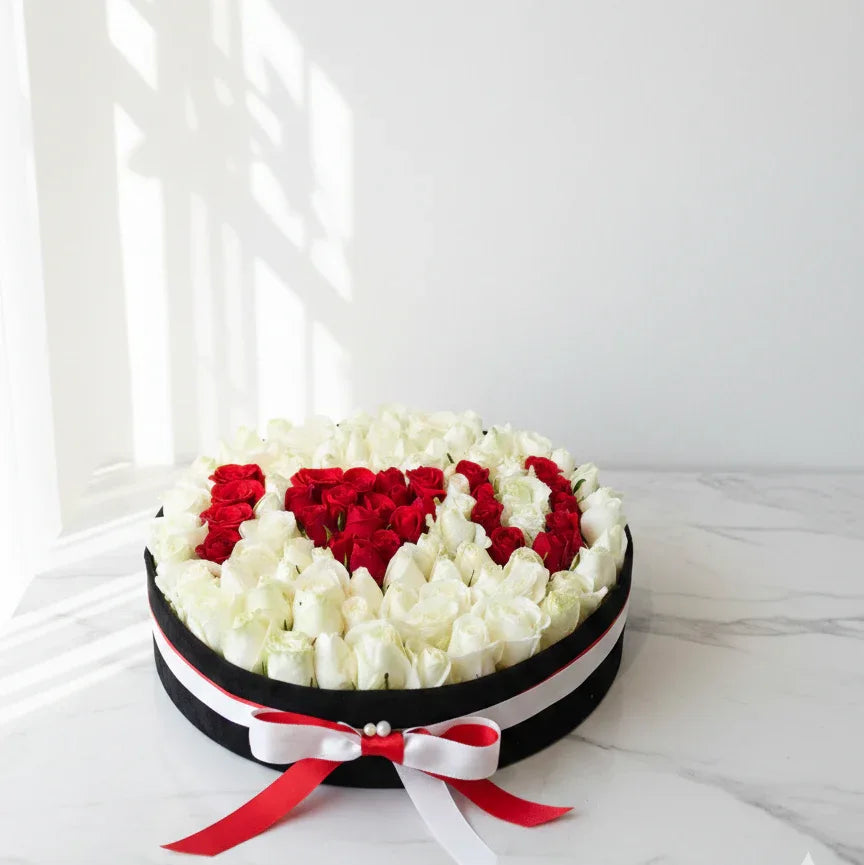100 Red & White Roses in Velvet Box - atfleurs