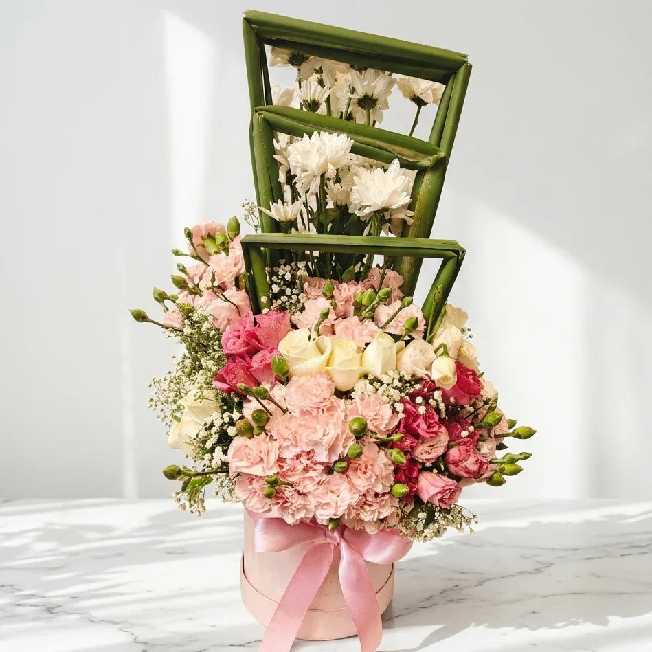flower bouquet by Atfleurs | floral arrangement | Fancy Bouquet | pink floral vase arrangement | Atfleurs 
