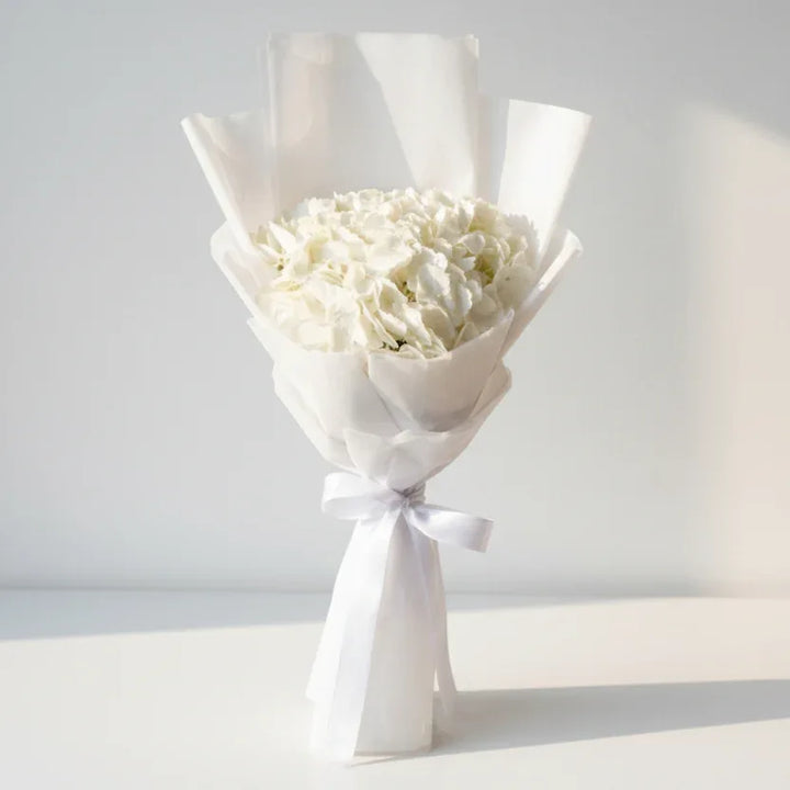 flower bouquet by Atfleurs | floral arrangement | White Roses | Fancy Bouquet