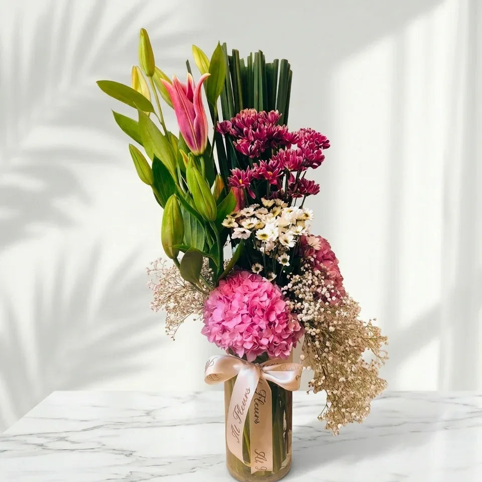 flower bouquet by Atfleurs | floral arrangement | Fancy Bouquet | Hand Bouquet