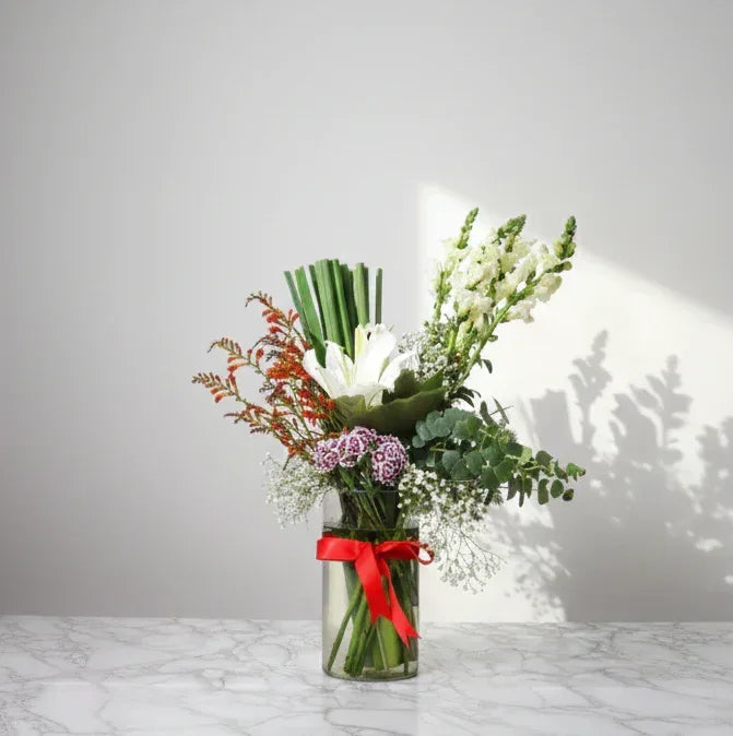 Snapdragon Flower Vase with Nature Beauty - atfleurs