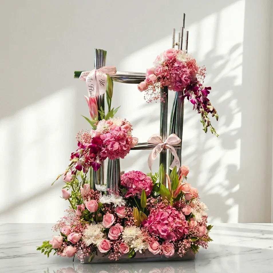 flower bouquet by Atfleurs | floral arrangement | Fancy Bouquet | Hand Bouquet