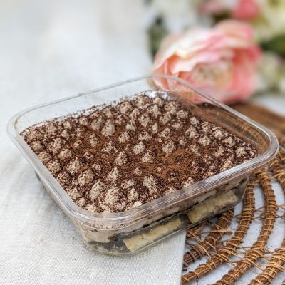 Tiramisu Cake