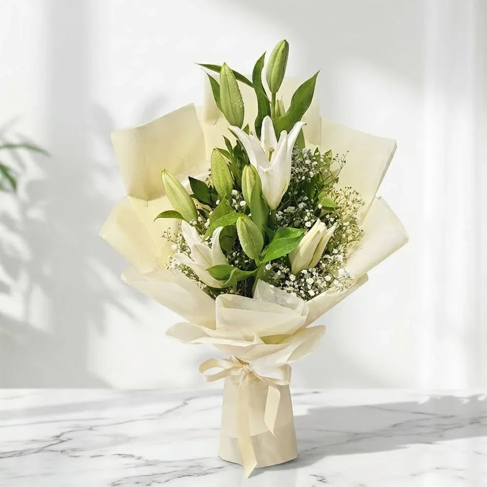 flower bouquet by Atfleurs | floral arrangement | Fancy Bouquet | Hand Bouquet