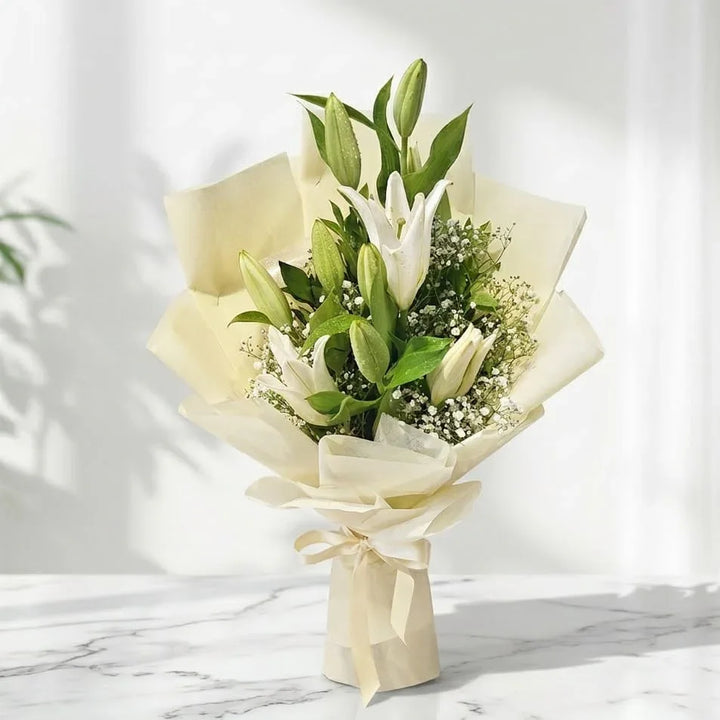 flower bouquet by Atfleurs | floral arrangement | Fancy Bouquet | Hand Bouquet