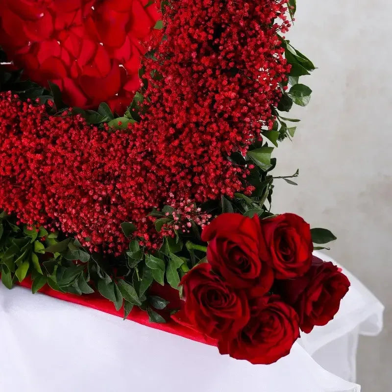 Heart-Shaped Rose & Gypsy Arrangement - atfleurs