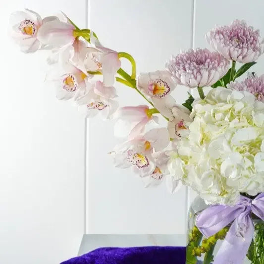 Hydrangea with Cymbidium Orchids Vase Arrangement - atfleurs
