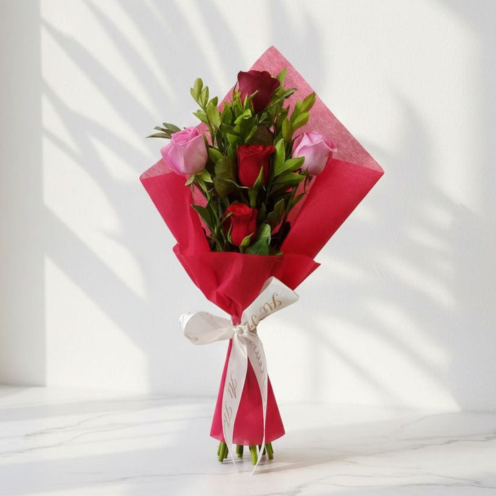 Red and Pink Rose Mini Wrap