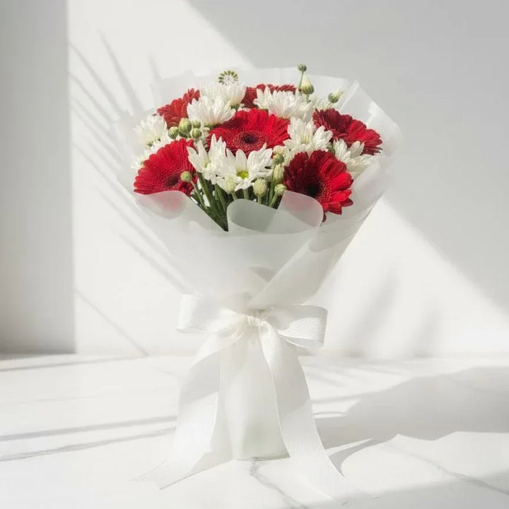Red & White Daisy Bouquet | Fresh Everyday Gift | AtFleurs - atfleurs