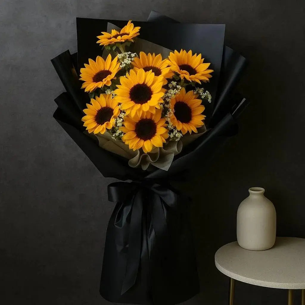 Bright Sunflower Hand Bunch for Gifting atfleurs
