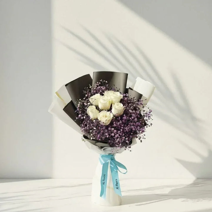 Roses and gypso hand bouquet - atfleurs