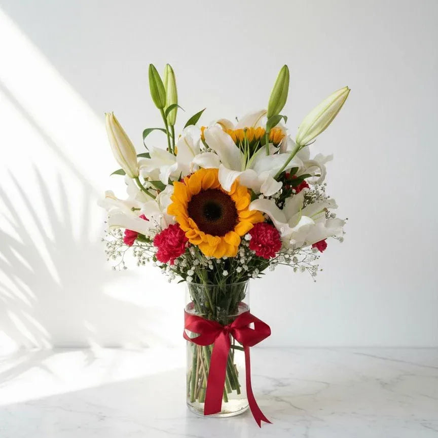 Sunshine Lily Vase - atfleurs