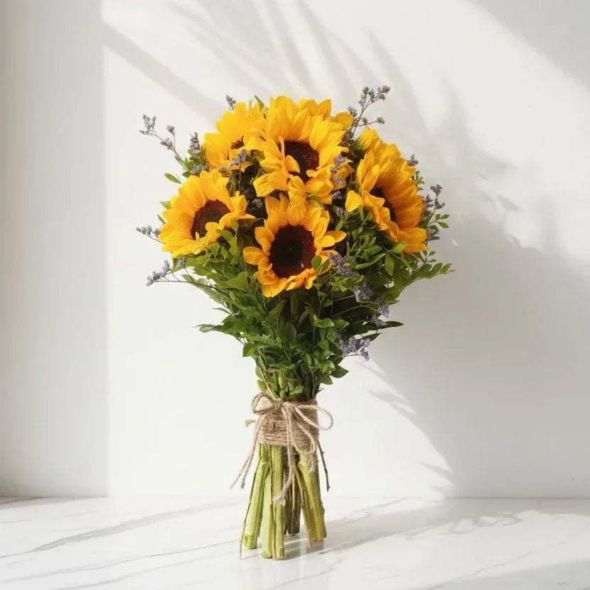 Bright Sunflower Hand Bunch - atfleurs