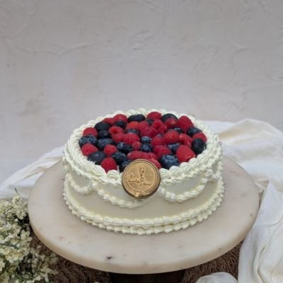 freshly baked mixed berries cake