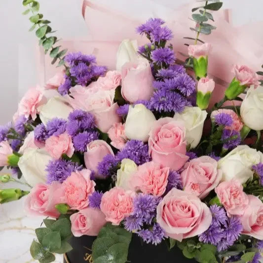 Buy Exotic Pink Rose Flower Box Online - atfleurs